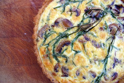 Mushroom, garlic and samphire quiche
