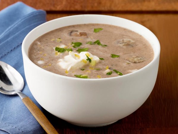 Mushroom-hummus soup