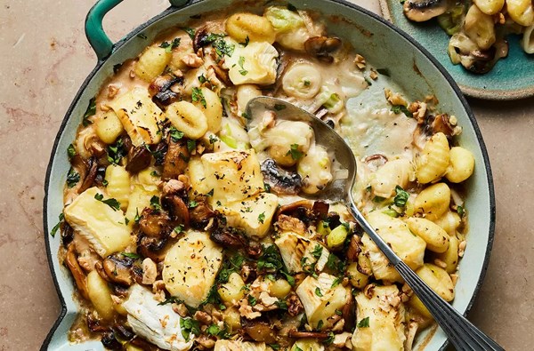 Mushroom, leek, Brie & gnocchi bake