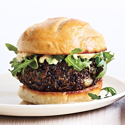 Mushroom lentil burgers