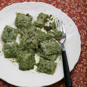 Mushroom ravioli with pesto
