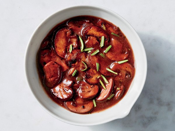 Mushroom-red wine sauce