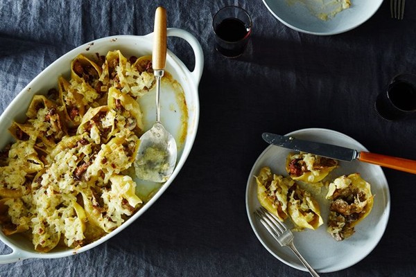 Mushroom-stuffed giant shell pasta