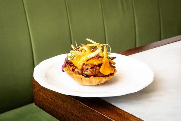Mushroom tart with chanterelles and miso barley caramel