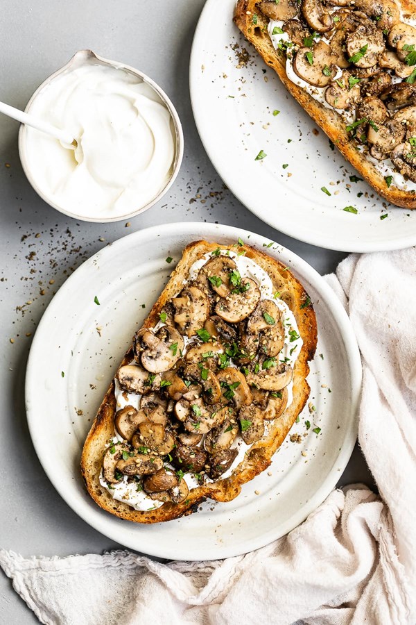 Mushroom toast