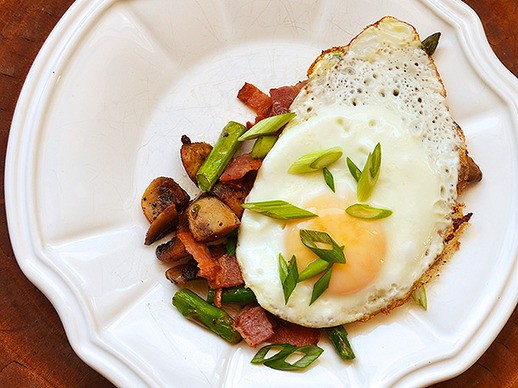 Mushrooms, bacon, and asparagus topped with eggs