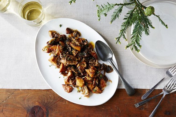 Mushrooms with caramelized shallots and fresh thyme