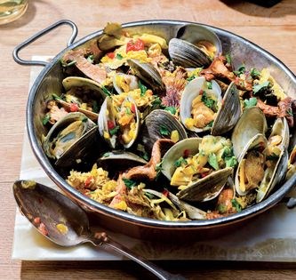 Mushrooms with clams (Setas con almejas) [Chad Hyatt]