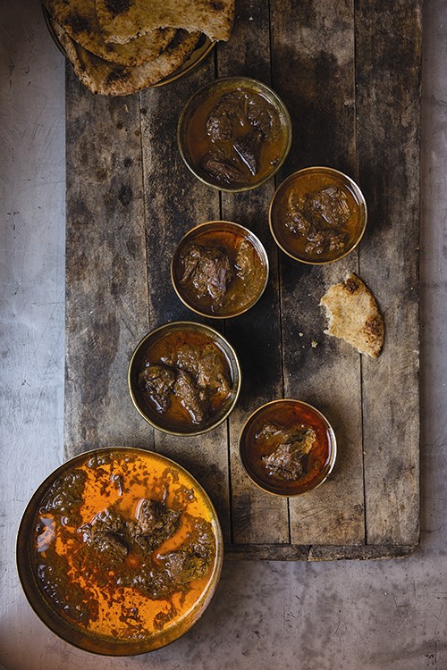 Muslim Indian beef stew (Nihari)