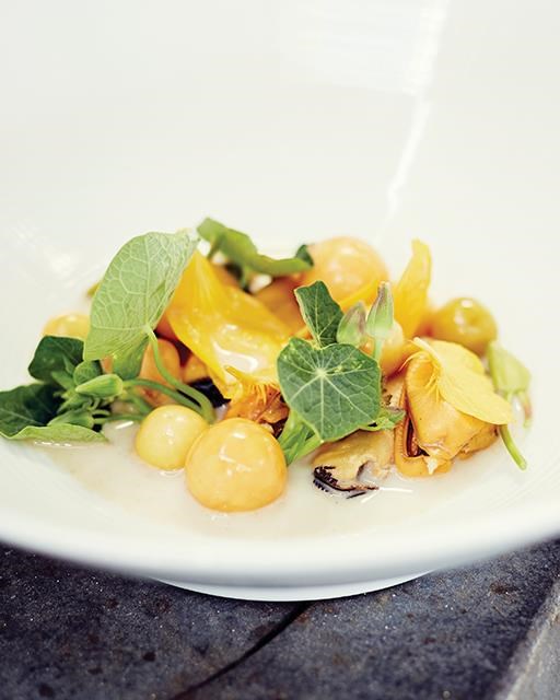 Mussels, gooseberries, Sauvignon blanc, & edible flowers