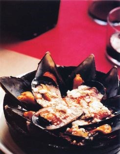 Mussels in spicy sauce (Mejillones en salsa picante)