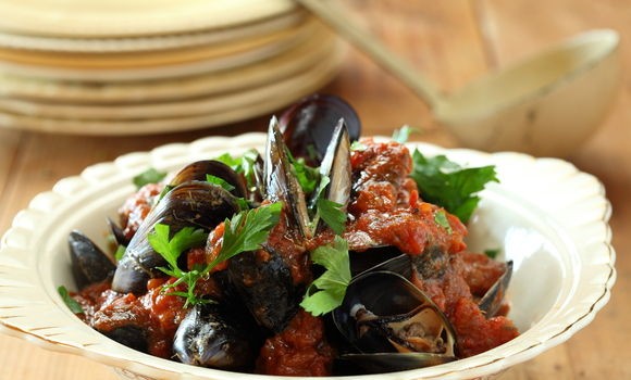 Mussels in tomato sugo