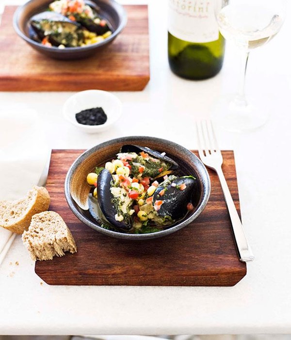 Mussels 'spanakopita'