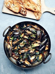 Mussels with chorizo & garlic butter