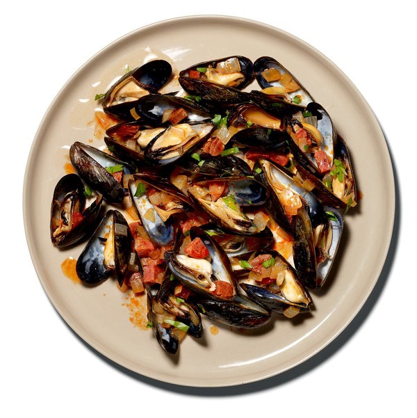 Mussels with chorizo