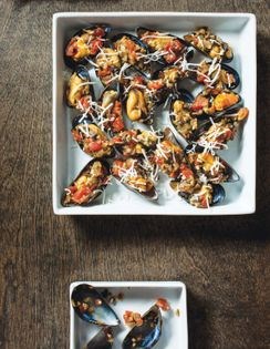Mussels with olives