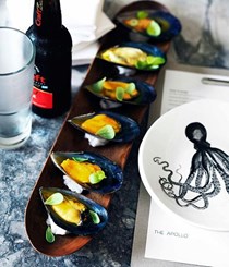 Mussels with saffron vinaigrette