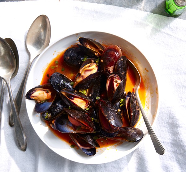 Mussels with white wine