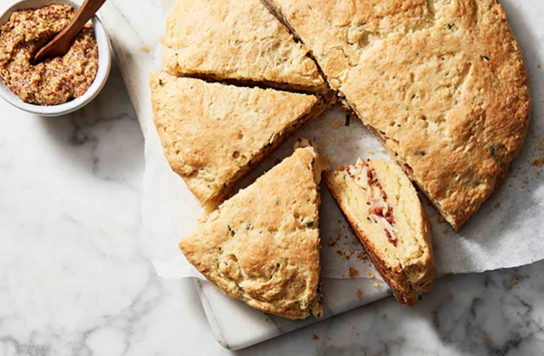 Mustard biscuits with ham and cheese
