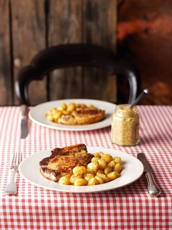 Mustard pork chops
