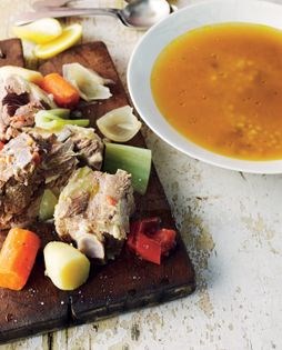 Mutton and fregola soup, boiled mutton and vegetables (Pecora in cappotto con fregola)