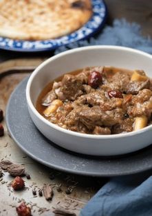 Mutton stew (Khatta gosht)