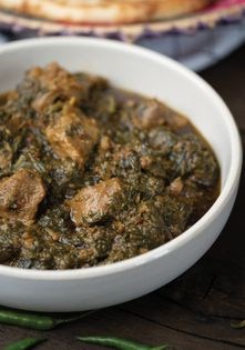 Mutton with spinach (Palak gosht)