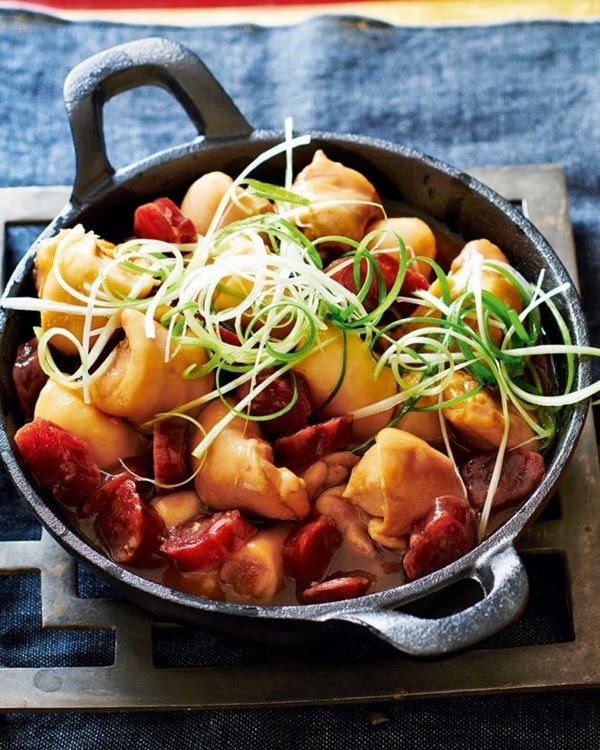 My mum's steamed chicken with Chinese sausage 