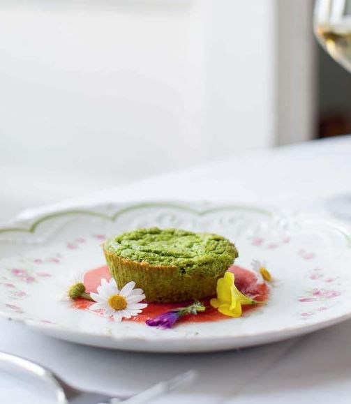 Naked wild chard pie with goat's cheese (Torta di bietole e formaggio di capra)