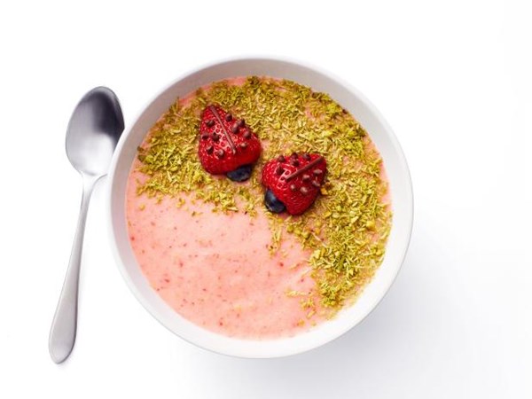 "Name this dish!" smoothie bowl