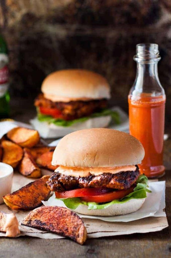 Nando’s peri peri chicken burger [easy baked wedges]