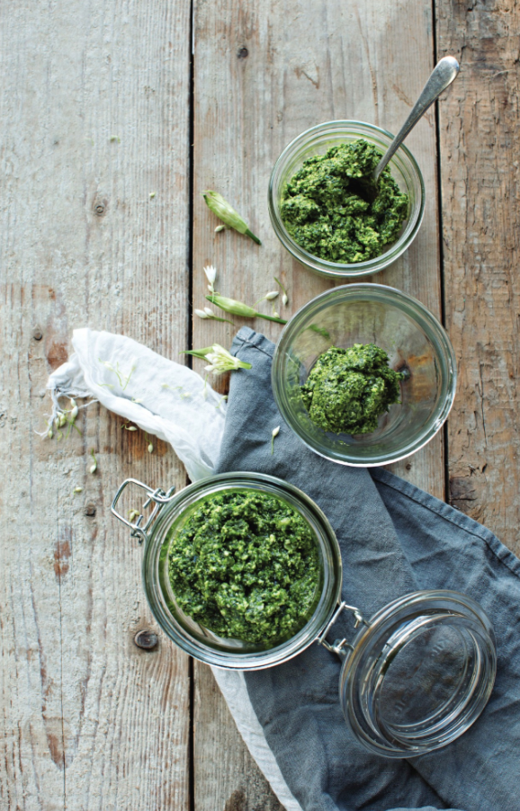 Nasturtium pesto