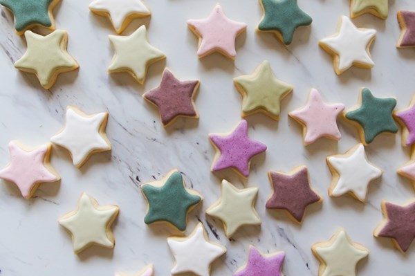 Natural food coloring for icing