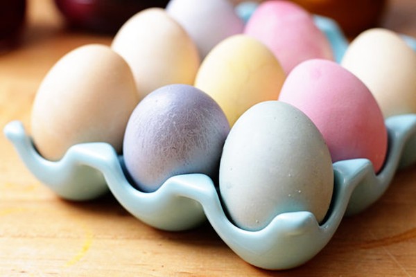 Naturally dyed Easter eggs