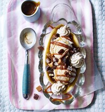 Naughty rum banana split
