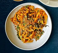 Nduja & spring greens pasta