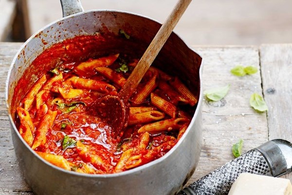 Nduja, tomato & basil penne