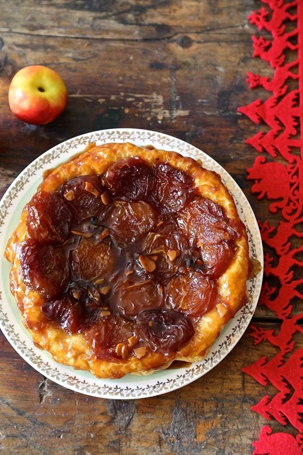 Nectarine and almond tarte Tatin 
