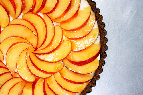 Nectarine, mascarpone and gingersnap tart