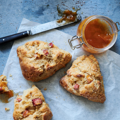Nectarine scones