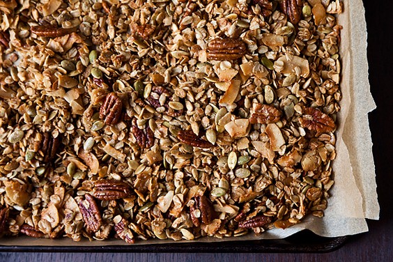 Nekisia Davis' olive oil and maple granola