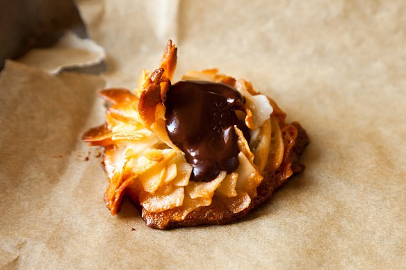New classic coconut macaroons