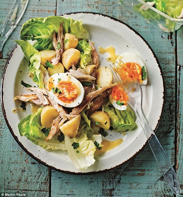 New potato, smoked mackerel and boiled egg salad