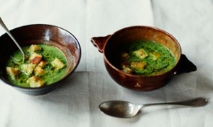 New potato, wild garlic and parsley soup