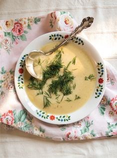 New potatoes and buttermilk soup (Krem z młodych ziemniaków i maślanki)