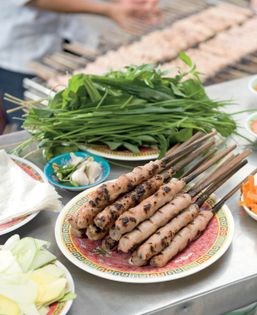 Nha Trang pork sausage (Nem nuóŉg Nha Trang)