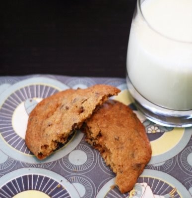 Nibby toffee chocolate chip cookies