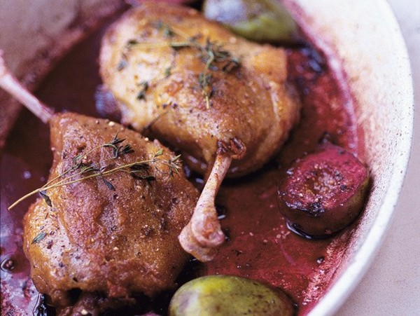 Nigel Slater's duck with figs and barolo (Cook the Book)