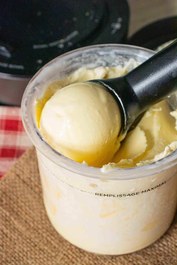 Ninja Creami mango frozen yogurt (froyo)