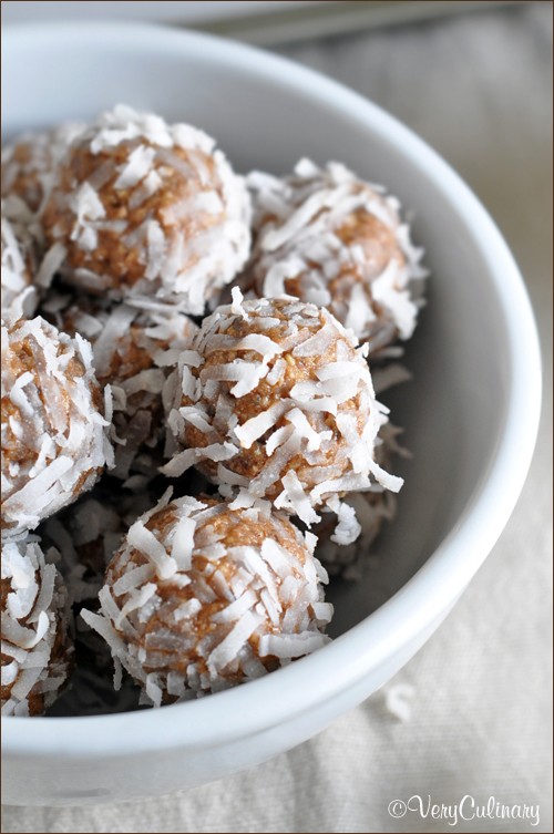 No bake Almond Joy snack bites